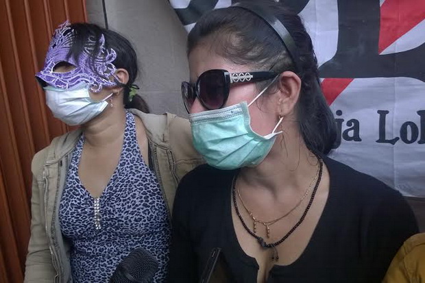 PSK Dolly jualan di jalan (dok:Istimewa/Sindonews)