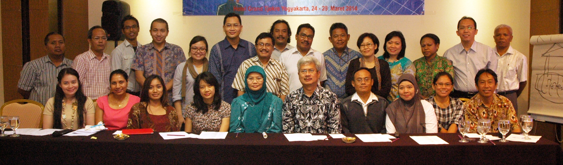 Photo Bersama Narasumber dan Peserta Workshop